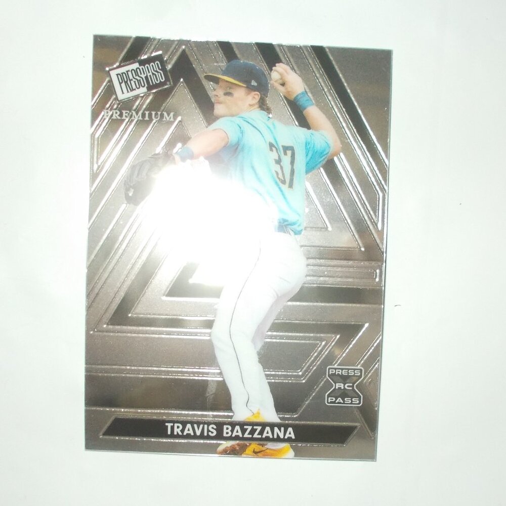 Travis Bazzana 2024 Leaf Press Pass Premium Baseball XRC Oregon State Guardians